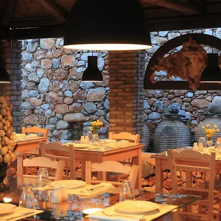 호텔 시타 데이 니클리아니 4*